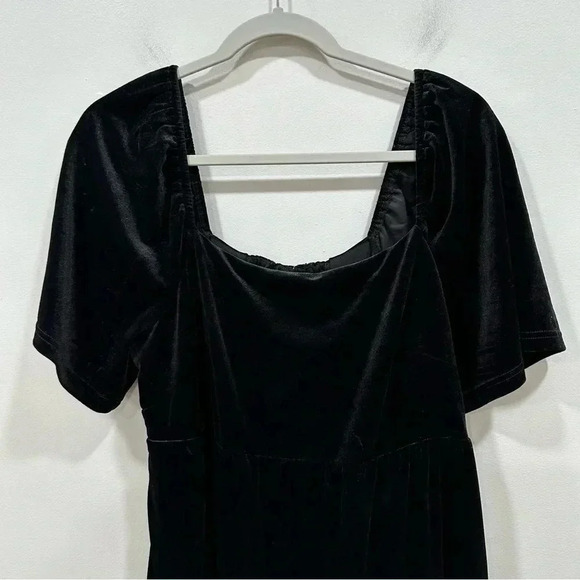 Pinkblush Black Velvet Tiered Maternity Maxi Dress Large - Picture 4 of 11